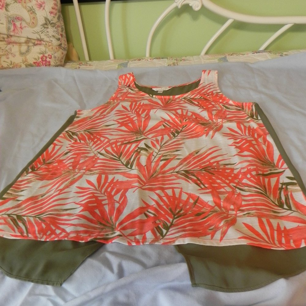 Charming Charlie tropical tank top